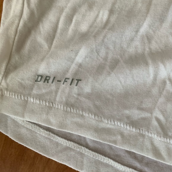 NIKE youth L tank - Picture 3 of 5